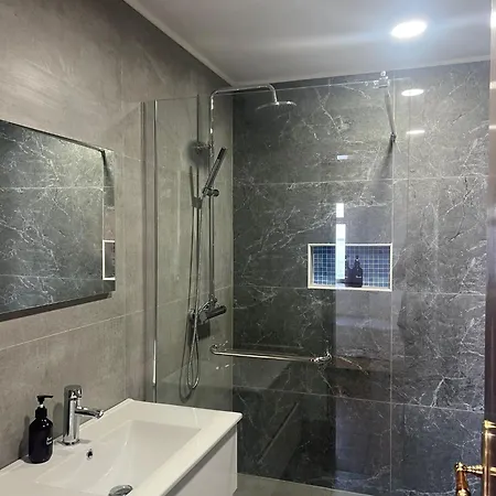 فندق مبيت وإفطار Cecilia's House